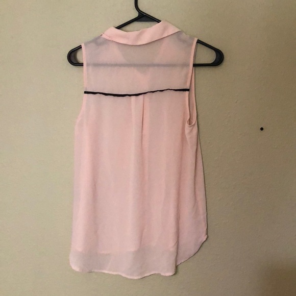 Light pink sleeveless shirt - Picture 4 of 5
